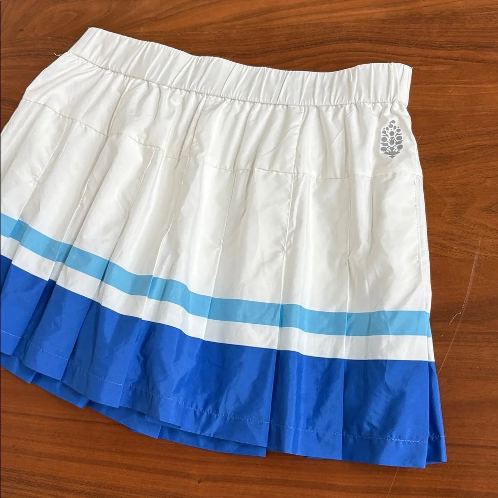 FP Movement Top Spin Pleated Tennis Skort Size Small Like new!